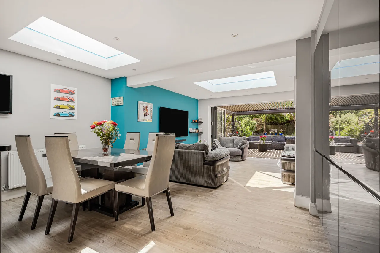 Birchfield Close, Addlestone, KT15, photo 10