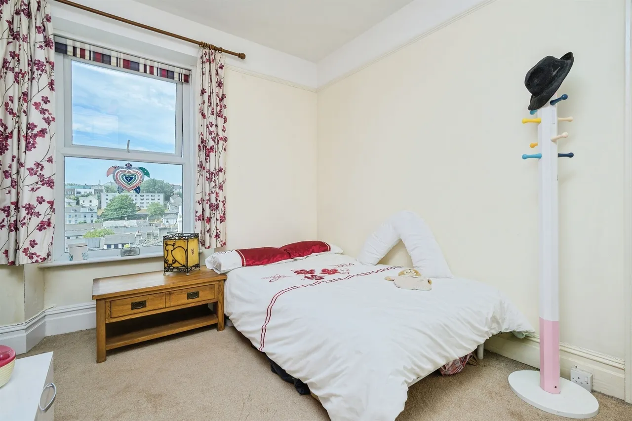 St. Georges Terrace, Plymouth, PL2, photo 18