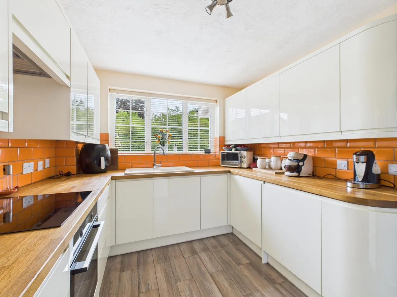 The Woodlands, Chineham, Basingstoke, RG24, photo 2