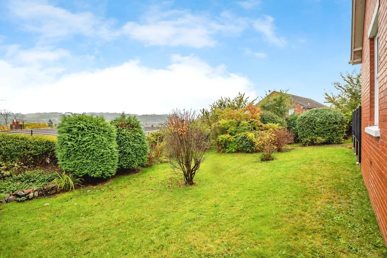 Bryn Yr Eglwys, Lampeter, SA48, photo 21