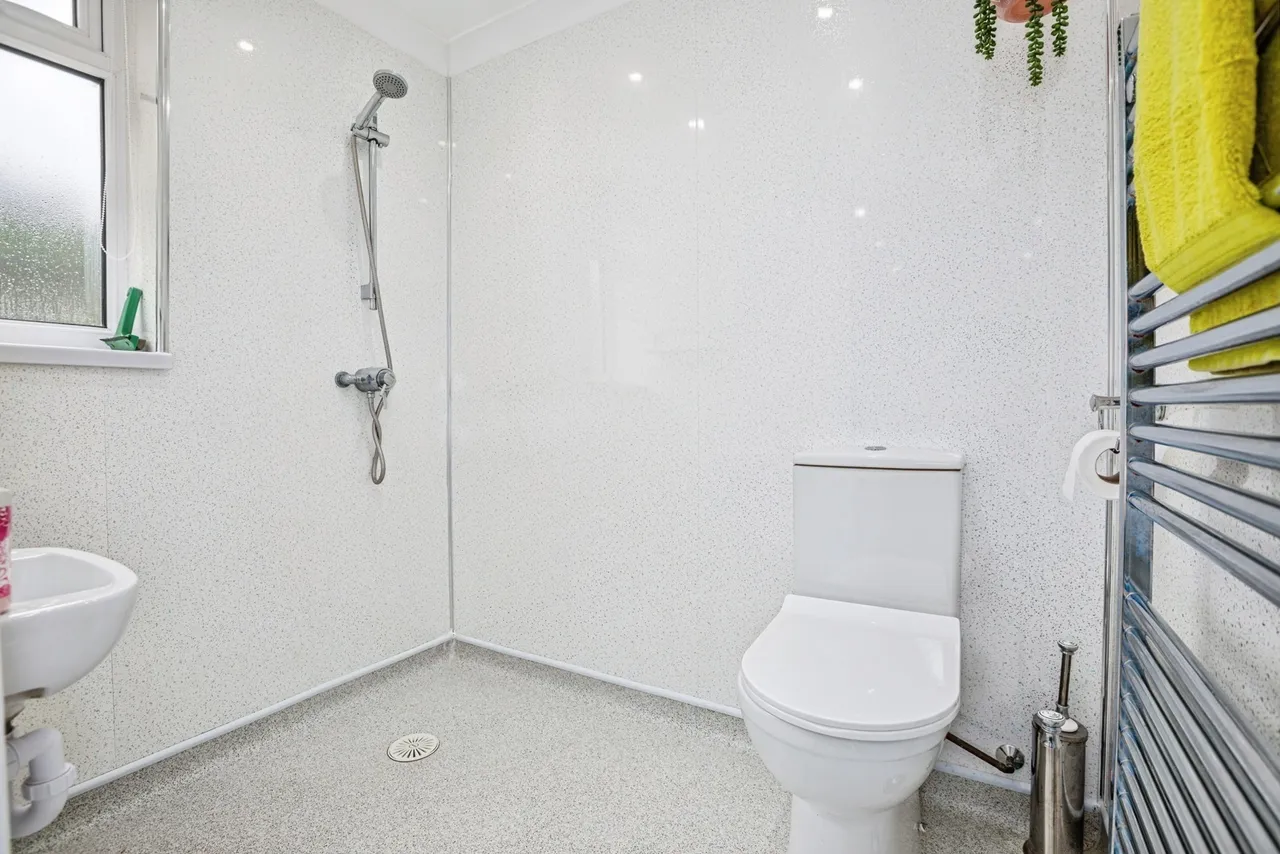 Bryn Yr Eglwys, Lampeter, SA48, photo 14