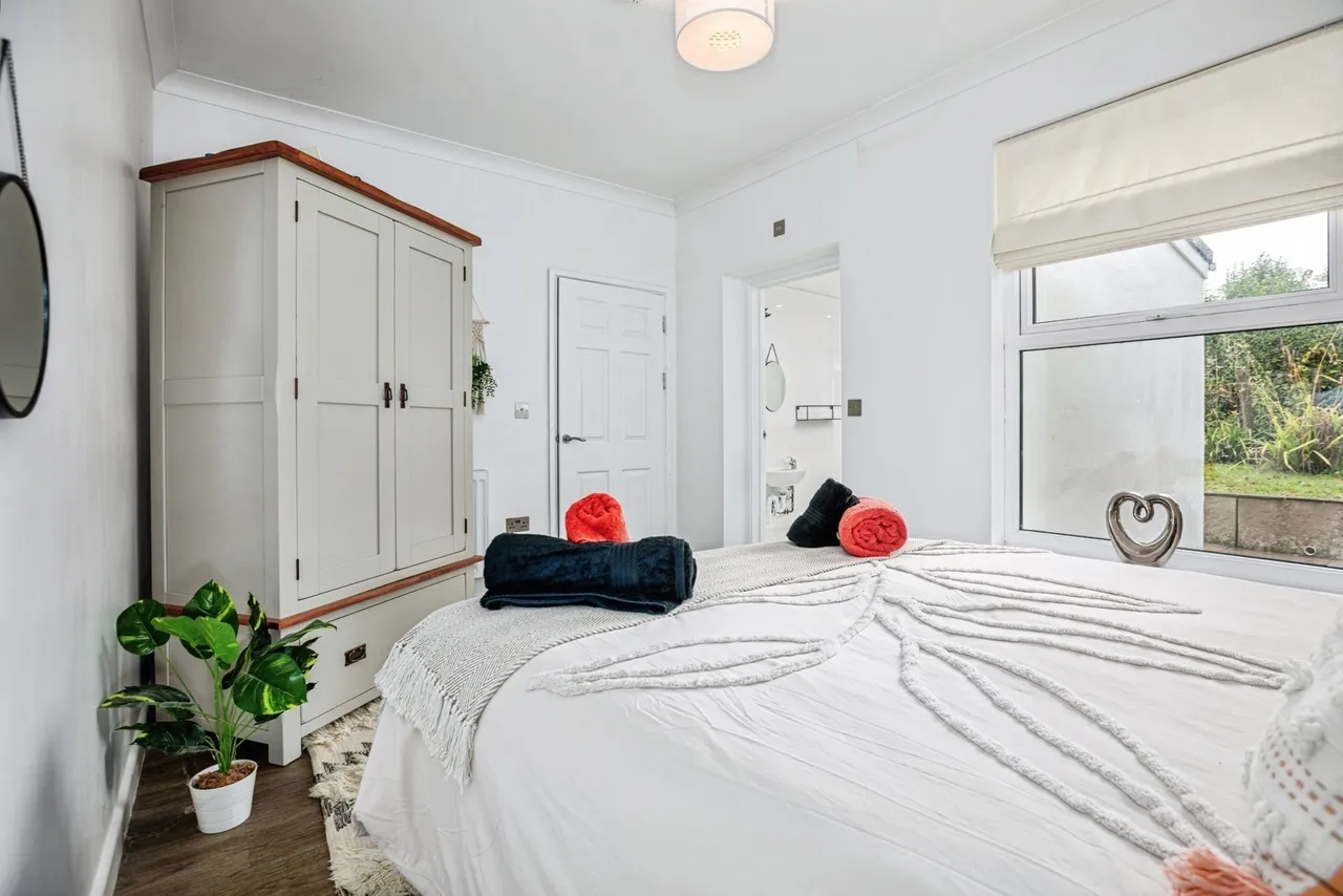 Bryn Yr Eglwys, Lampeter, SA48, photo 10