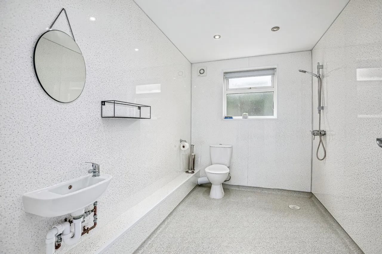 Bryn Yr Eglwys, Lampeter, SA48, photo 11