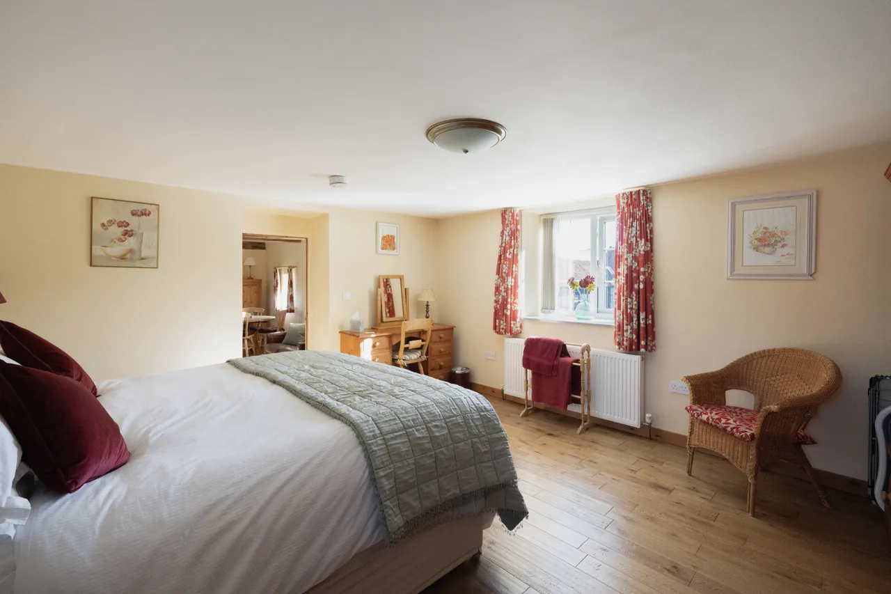 Fakenham Road, Hillington, PE31, photo 14