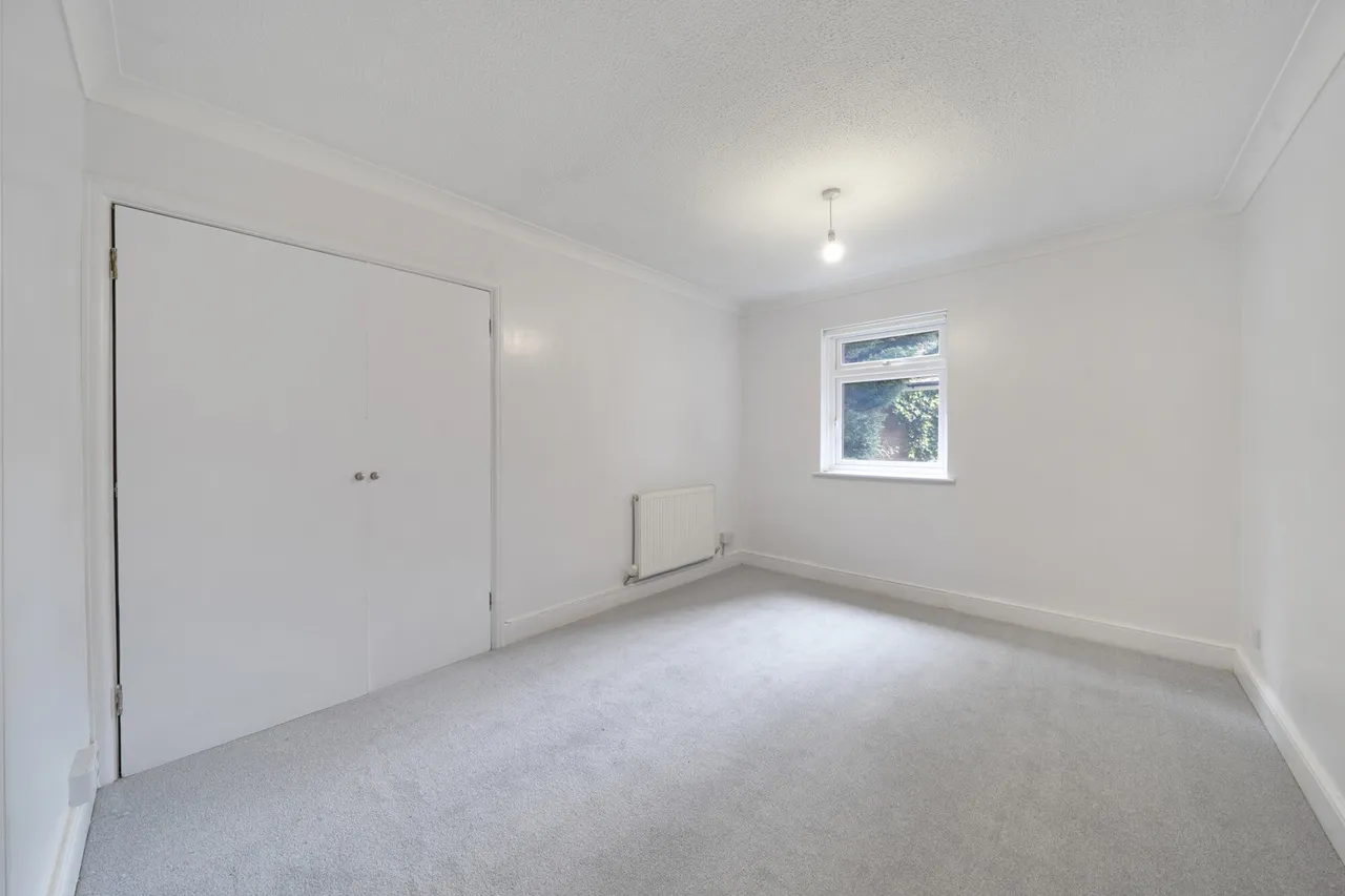Falcon Close, Northwood, HA6, photo 7