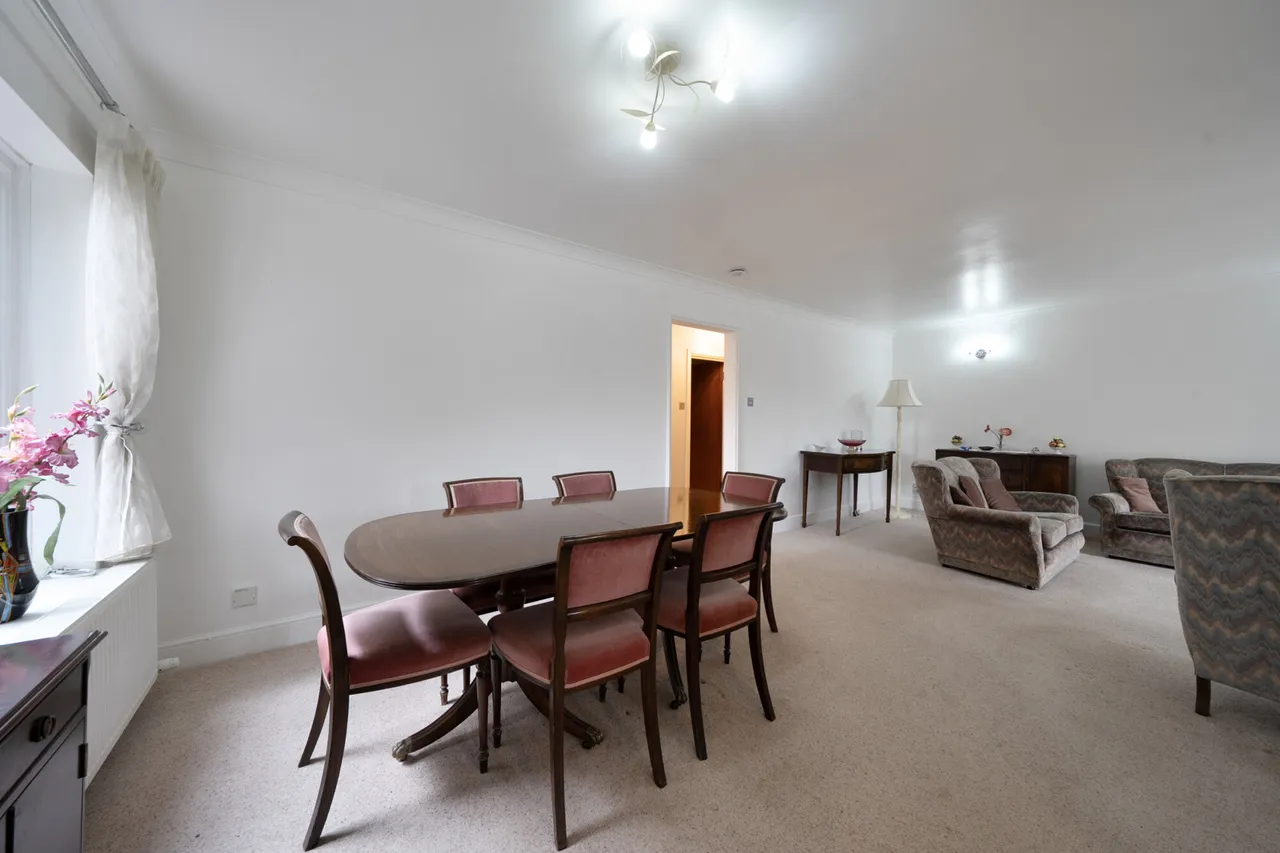 Falcon Close, Northwood, HA6, photo 16