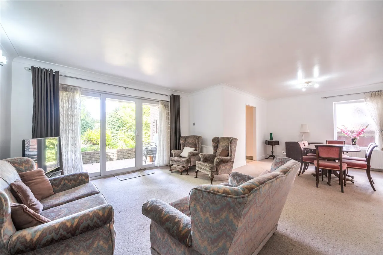 Falcon Close, Northwood, HA6, photo 12