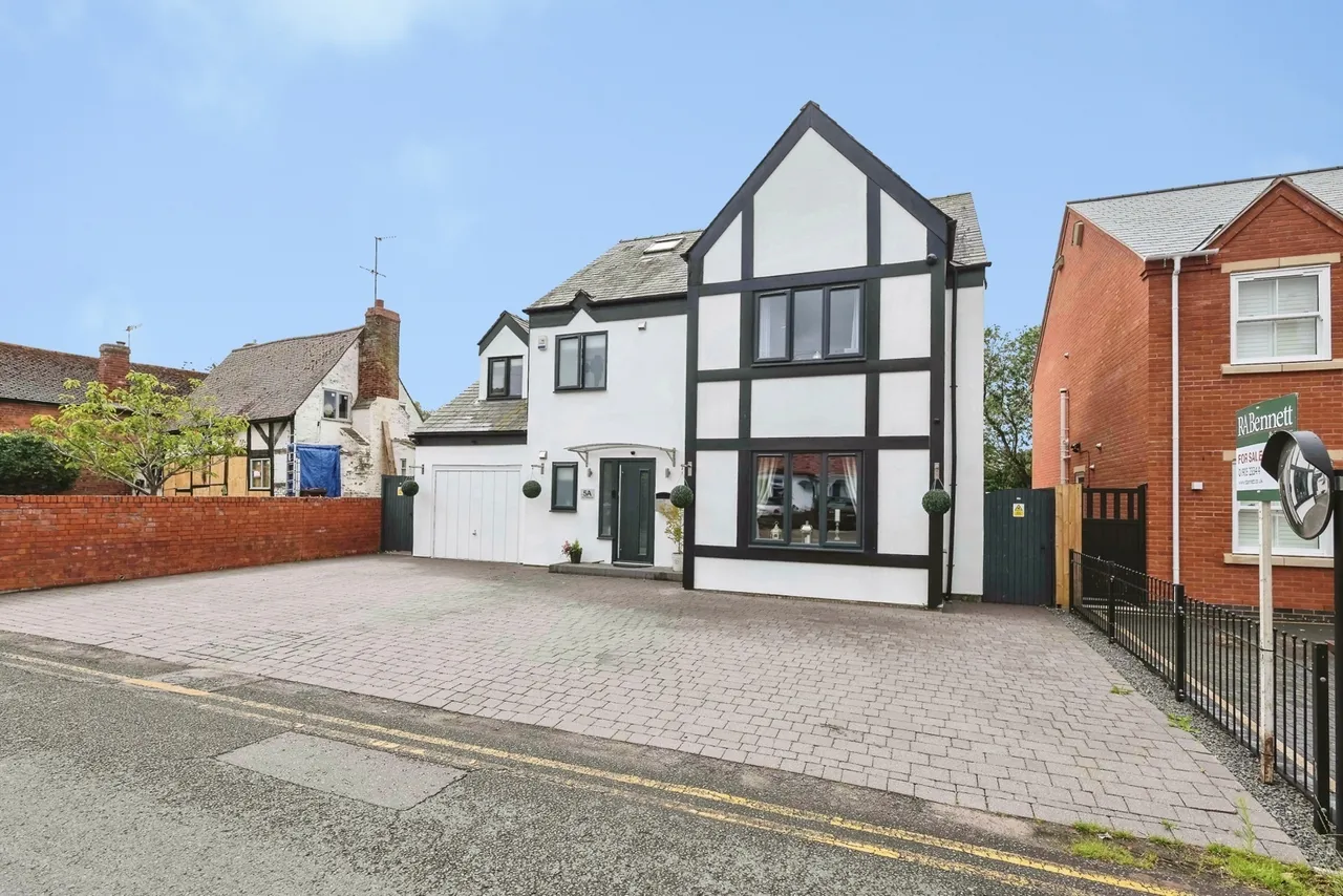 5 bed house for sale, Church Street, Kempsey, WR5