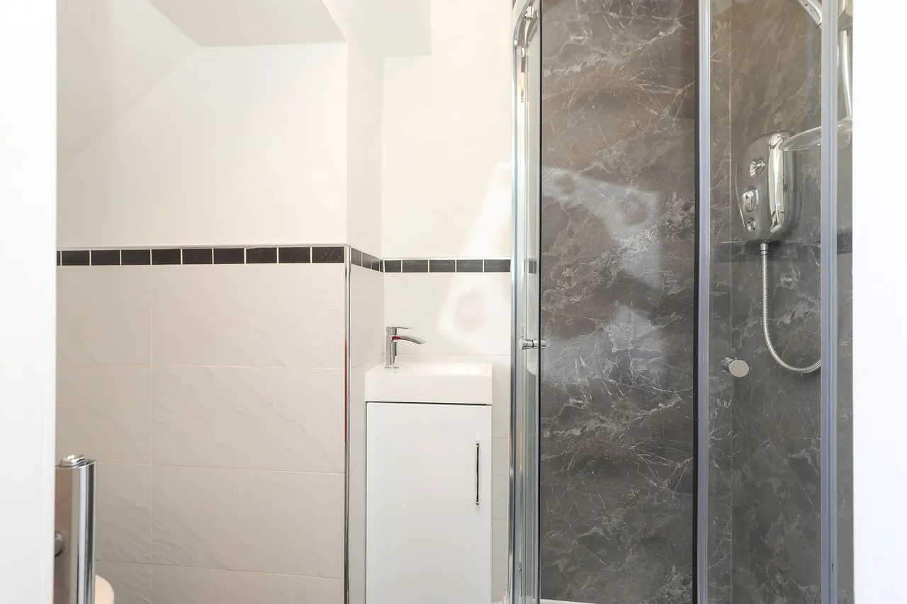 Southwell Road, Sheffield, S4, photo 13