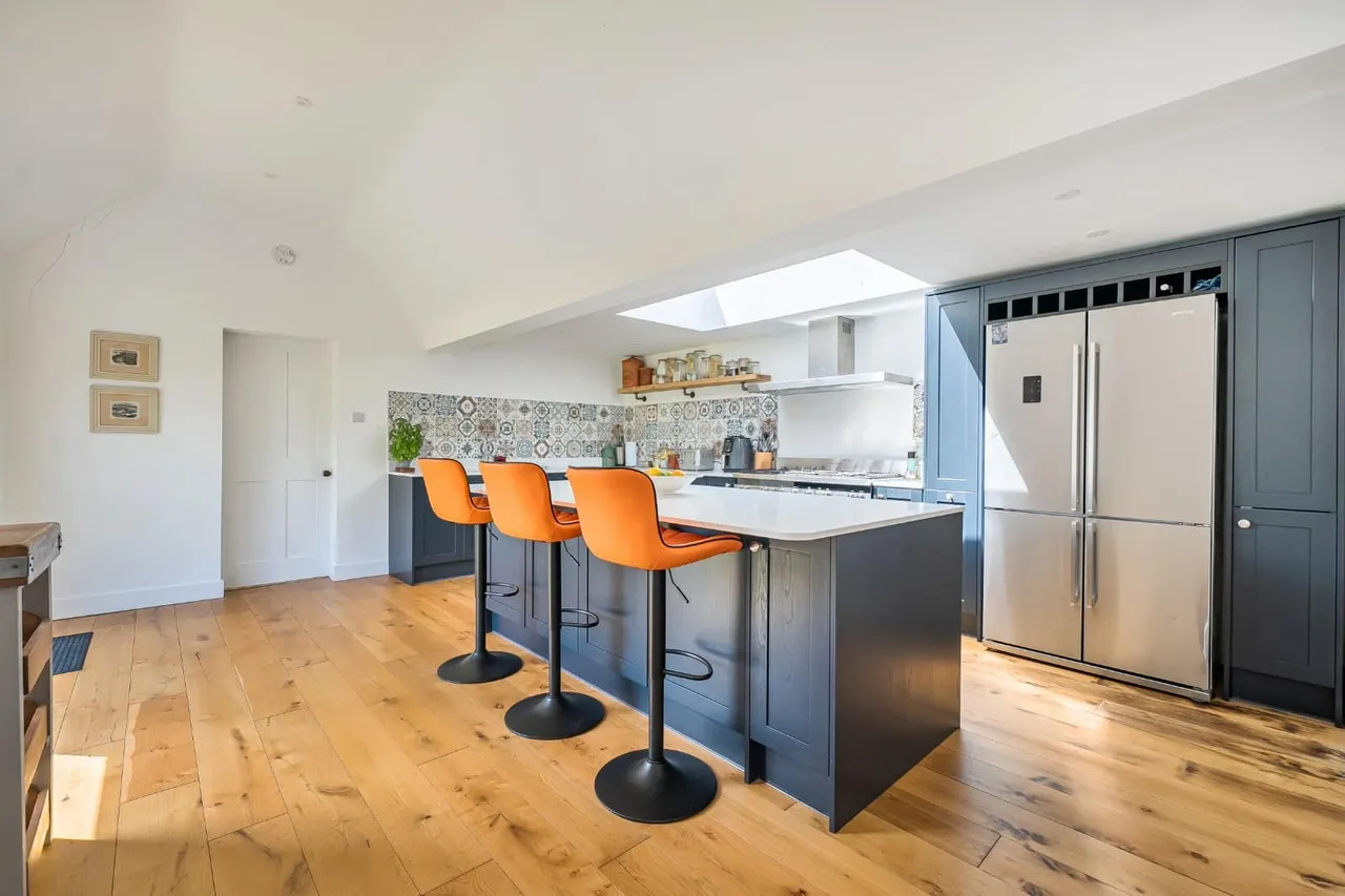 Priors Heath, Goudhurst, TN17, photo 5