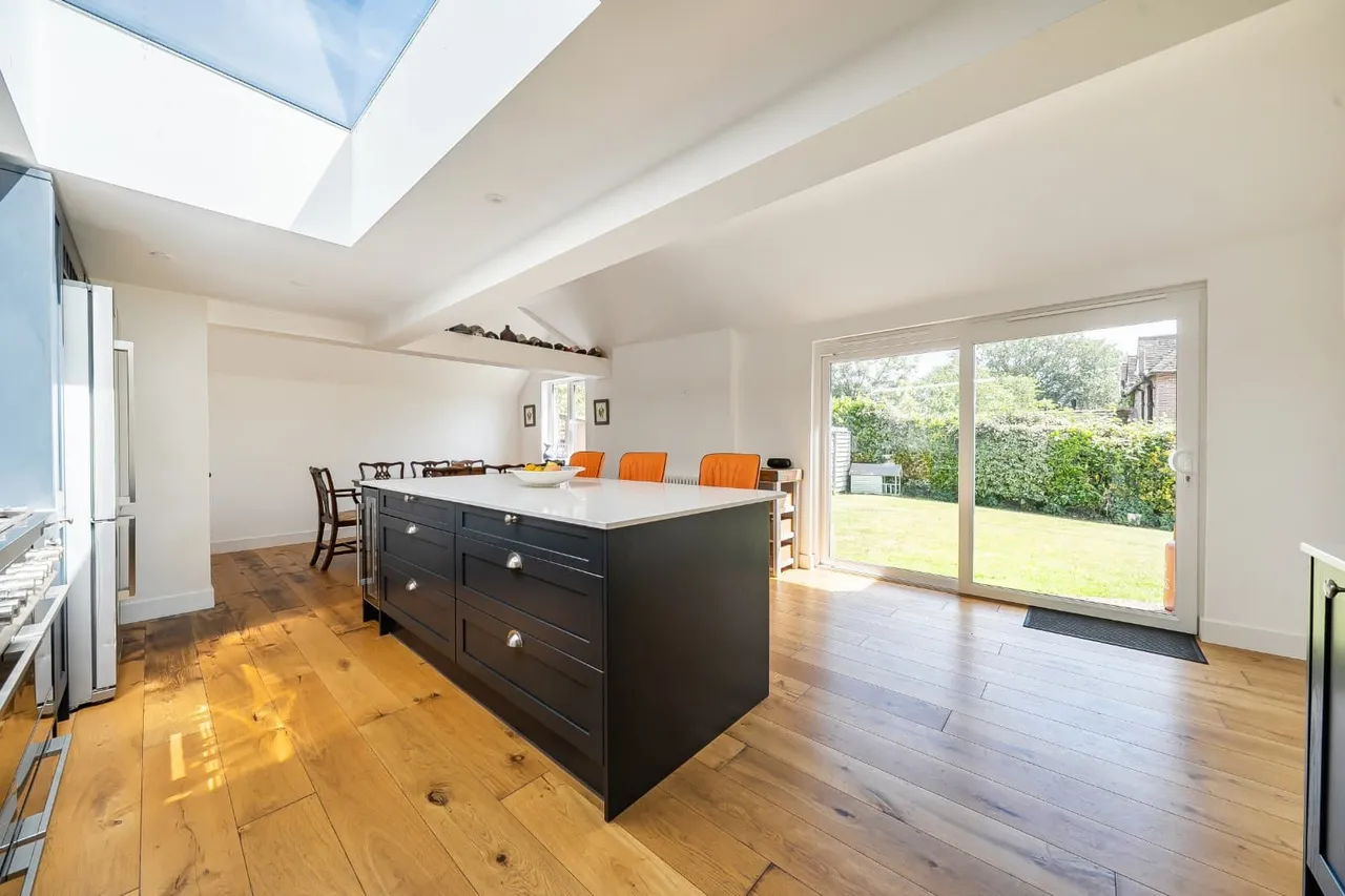 Priors Heath, Goudhurst, TN17, photo 7
