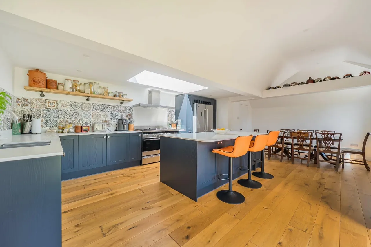 Priors Heath, Goudhurst, TN17, photo 2