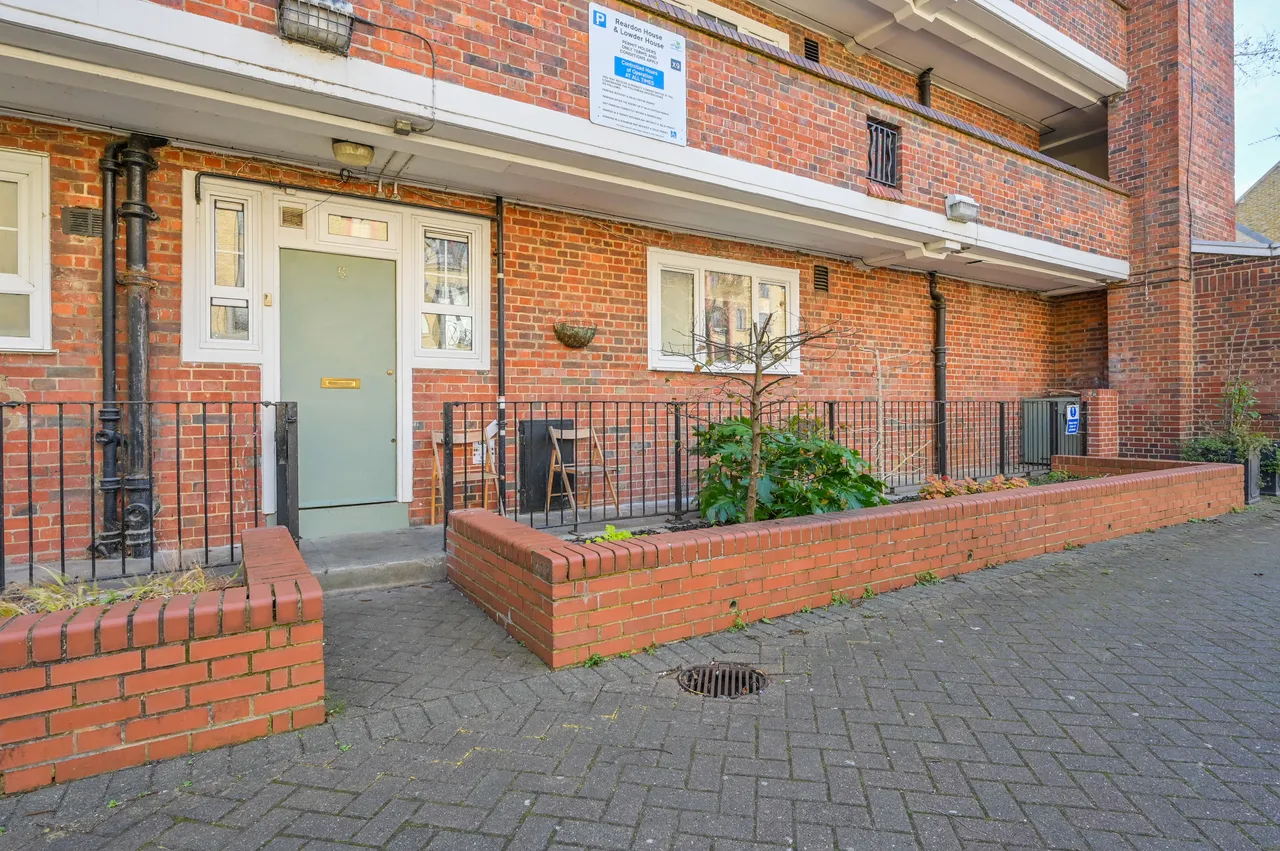 5 Reardon House, Reardon Street, London, photo 9