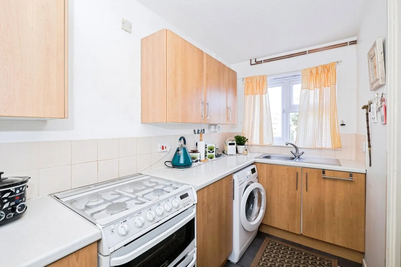 Heabrook Parc, Penzance, TR18, photo 9
