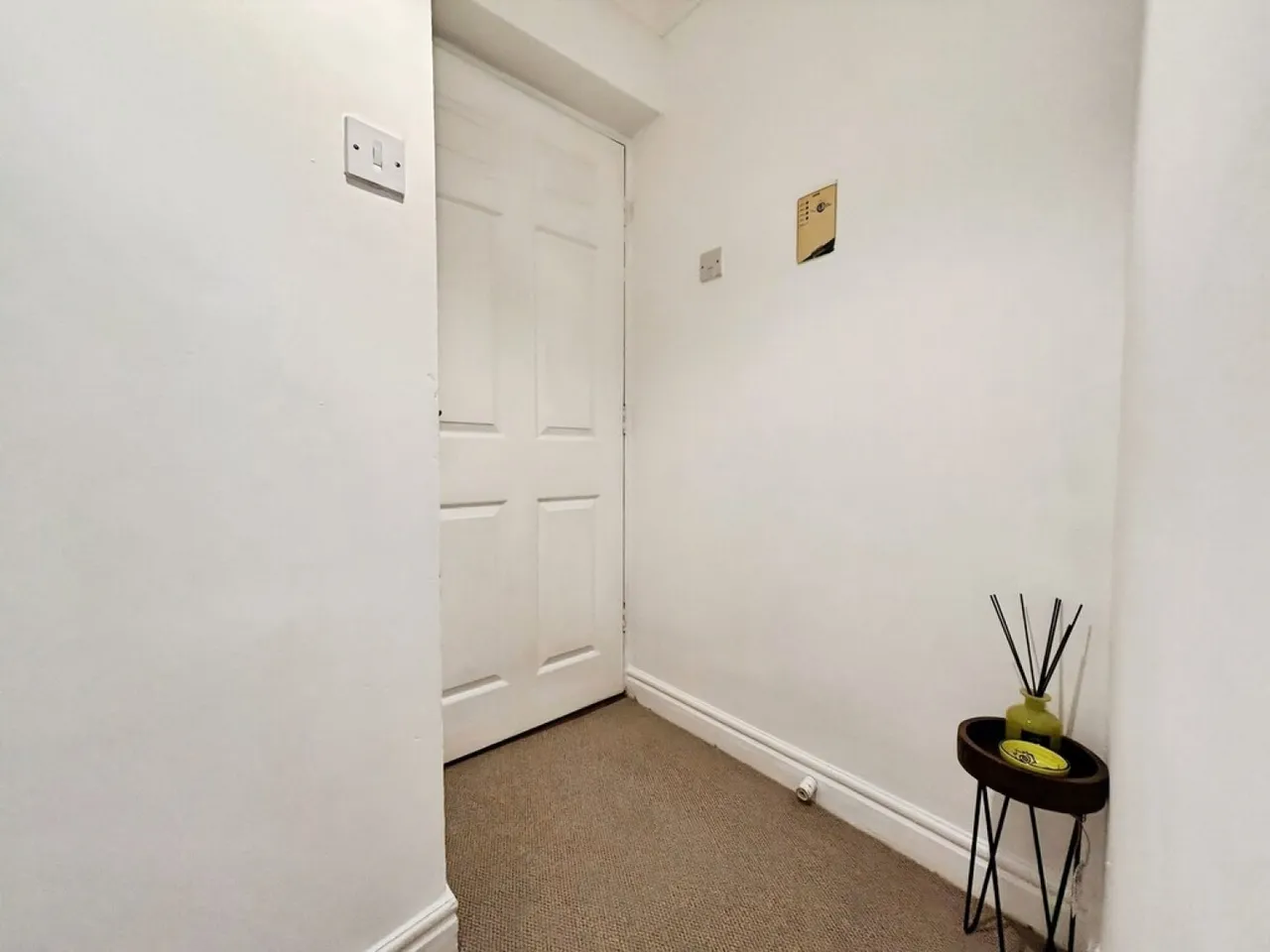 Riverside Court, LS1, photo 12