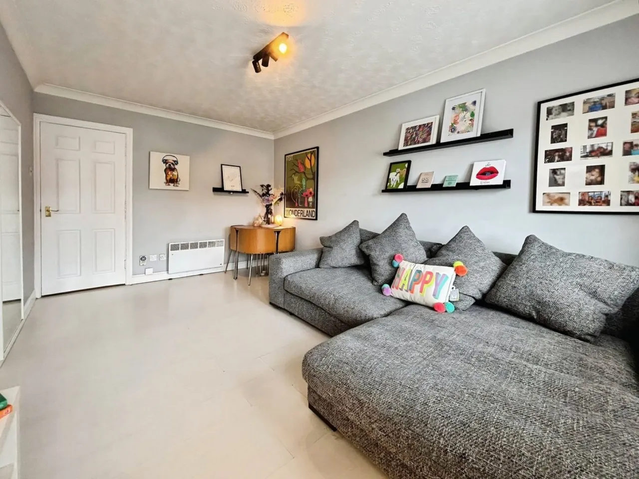 Riverside Court, LS1, photo 6