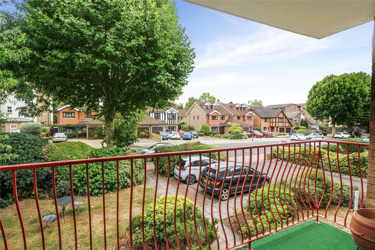 Overbury Avenue, Beckenham, BR3, photo 5