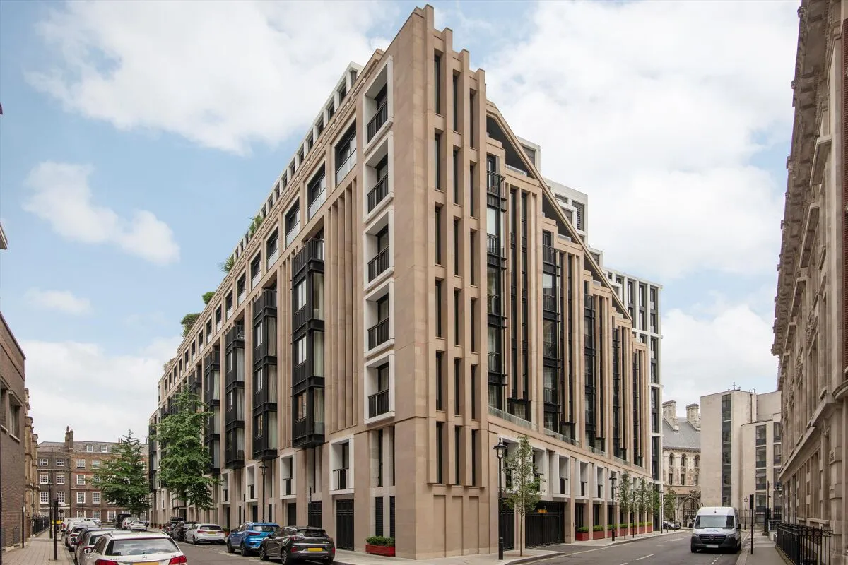 2 bed flat for sale, Portugal Street, London, WC2A