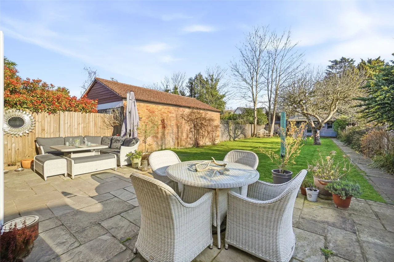 Wensleydale Road, Hampton, TW12 2LW, photo 19