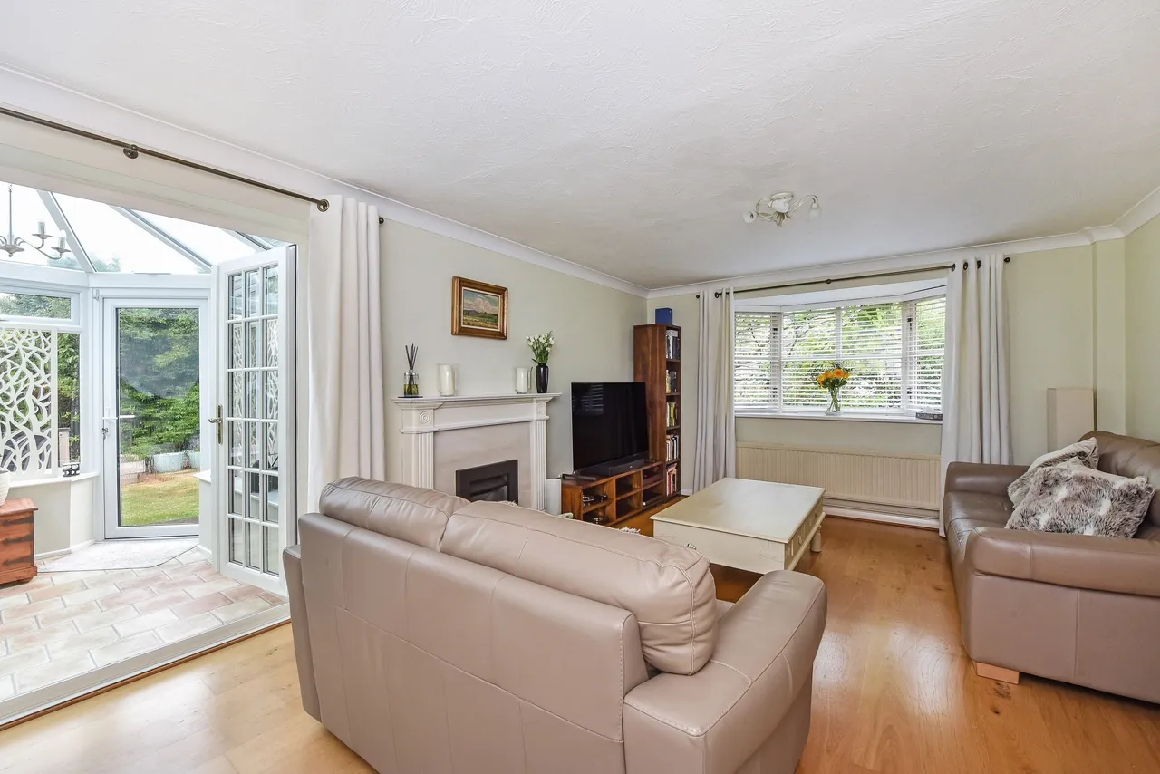 Bircholt Road, Liphook, GU30, photo 4
