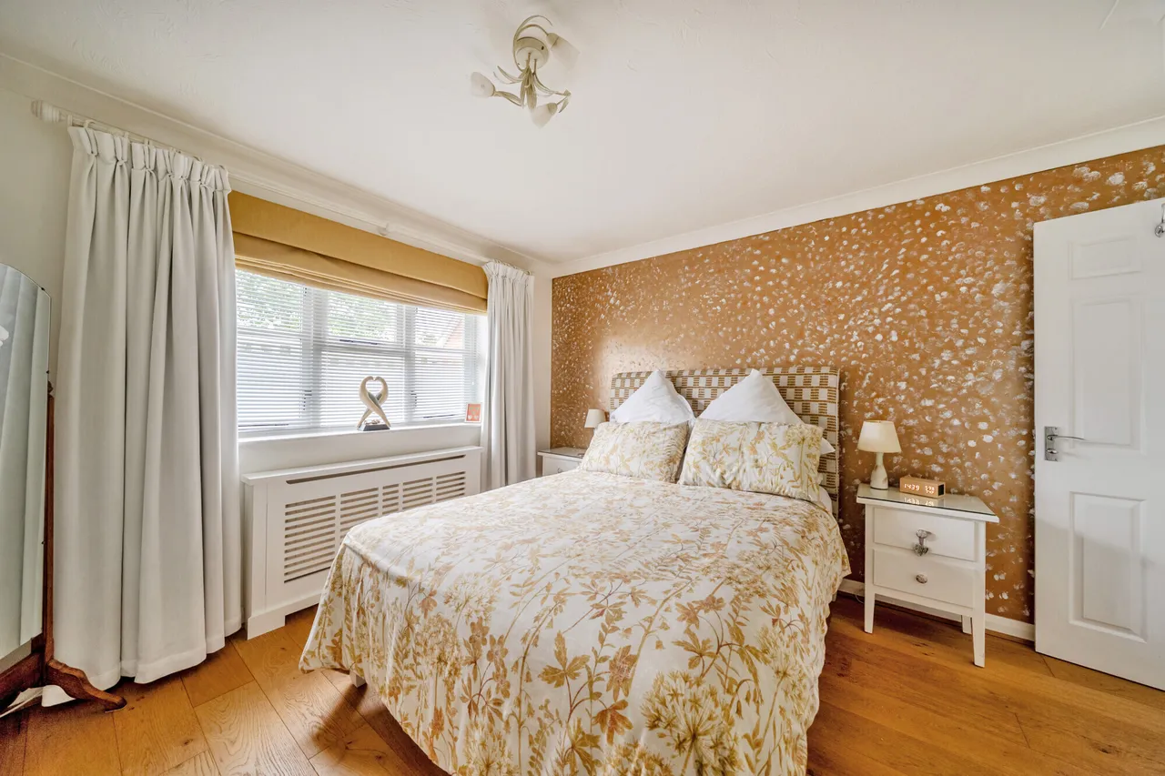 Bircholt Road, Liphook, GU30, photo 5