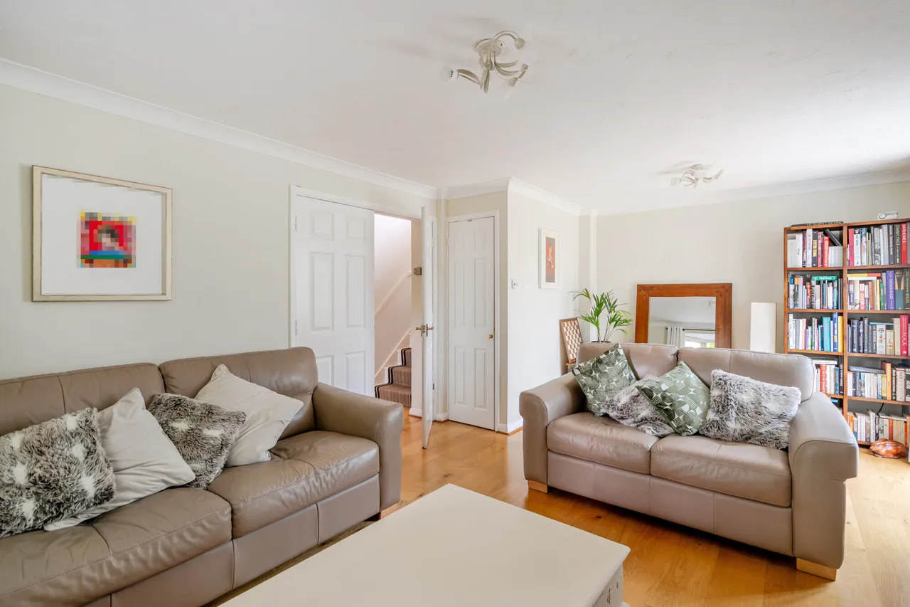 Bircholt Road, Liphook, GU30, photo 10