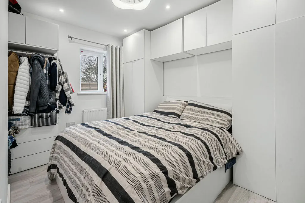 Shenley Road, Bletchley, Milton Keynes, Buckinghamshire, MK3 6HE, photo 6