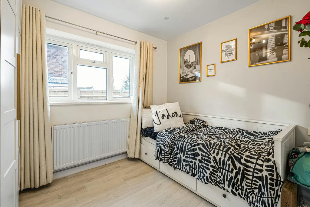 Shenley Road, Bletchley, Milton Keynes, Buckinghamshire, MK3 6HE, photo 7