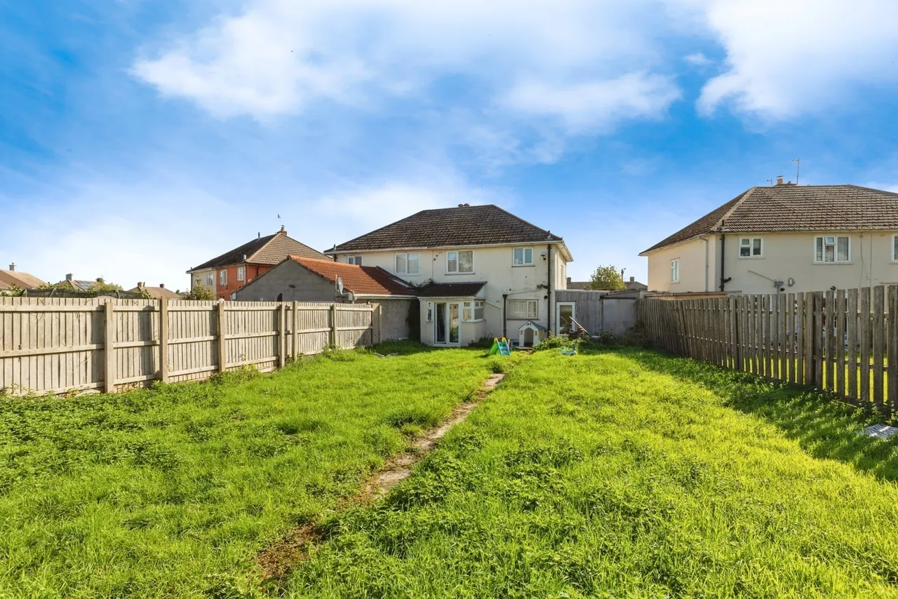 Coleshill Drive, BRISTOL, Avon, BS13, photo 16