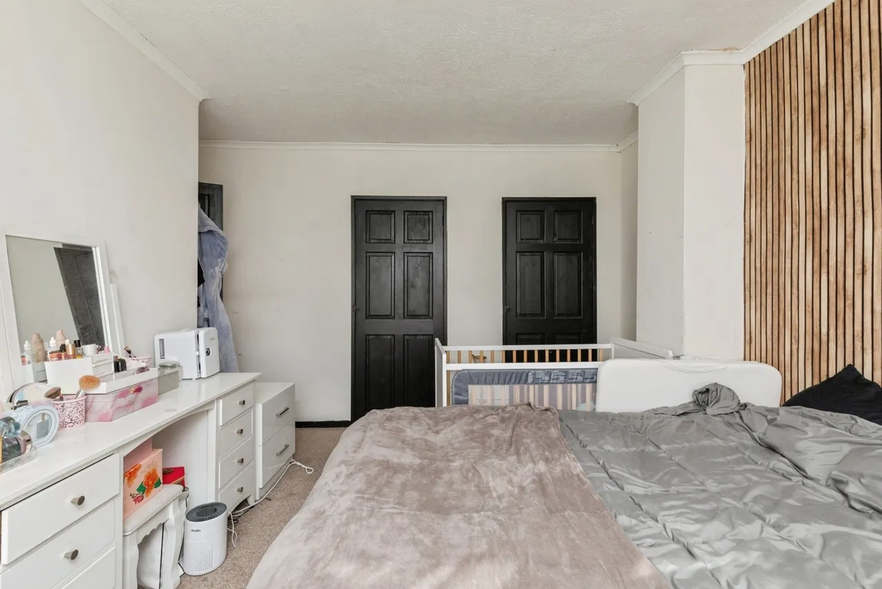 Coleshill Drive, BRISTOL, Avon, BS13, photo 11