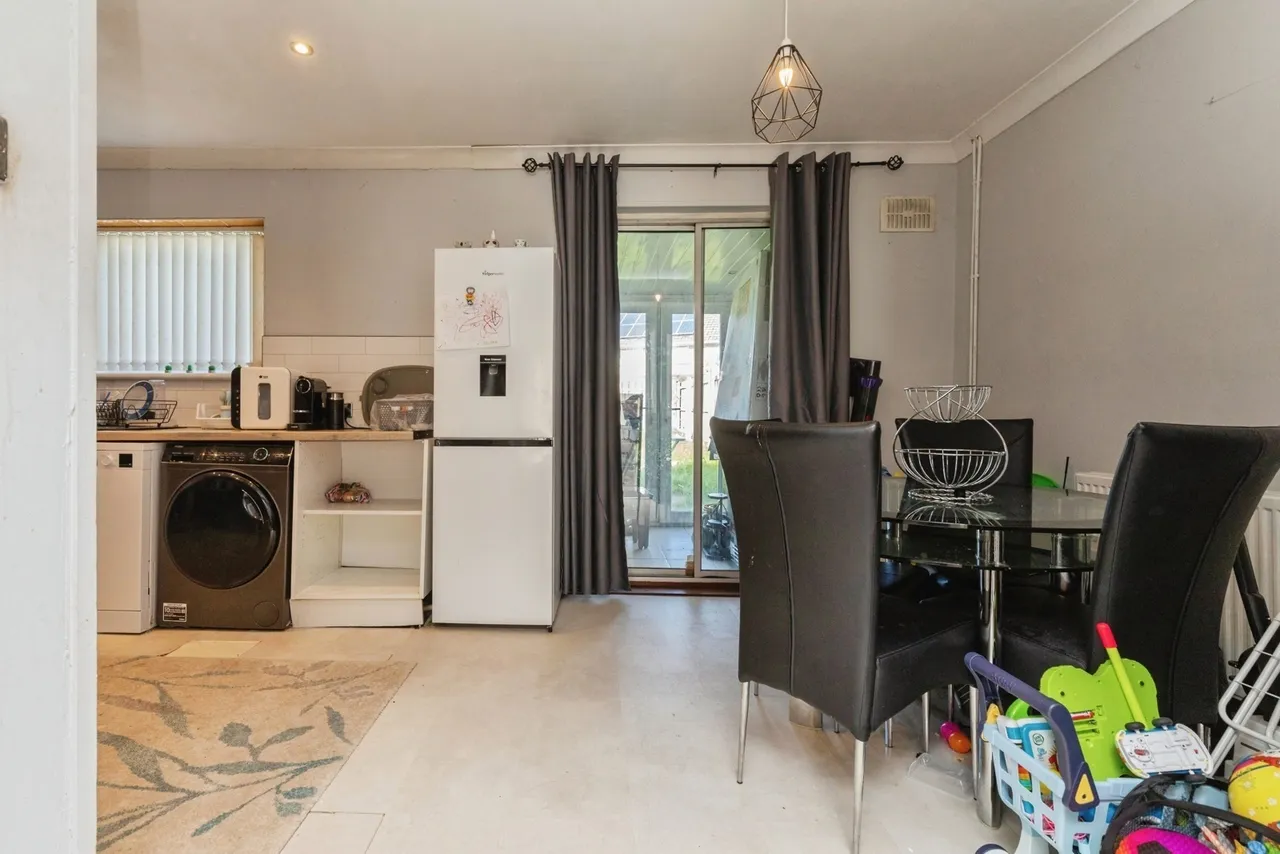 Coleshill Drive, BRISTOL, Avon, BS13, photo 9