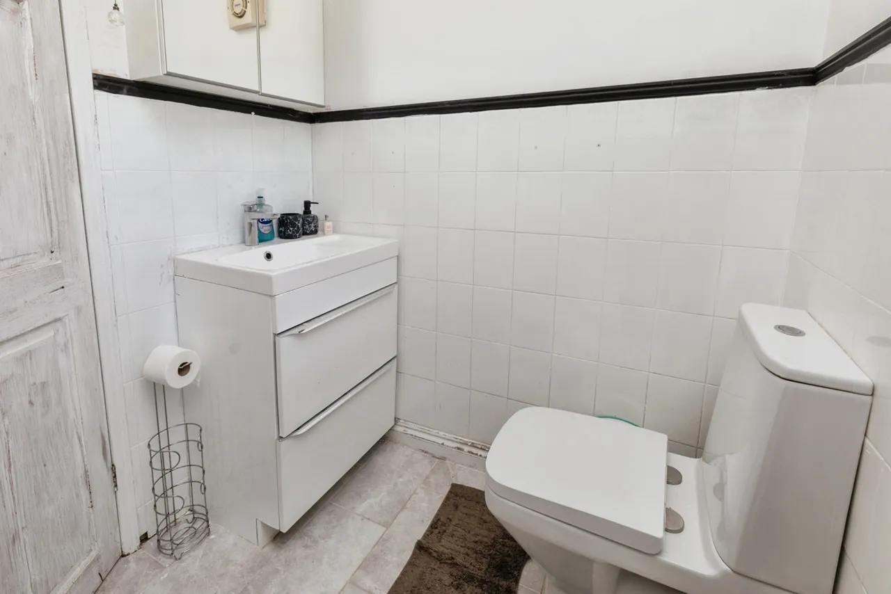 Coleshill Drive, BRISTOL, Avon, BS13, photo 14