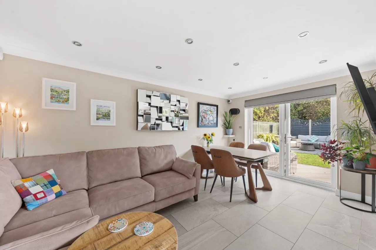 Ure Grove, Wetherby, LS22, photo 6