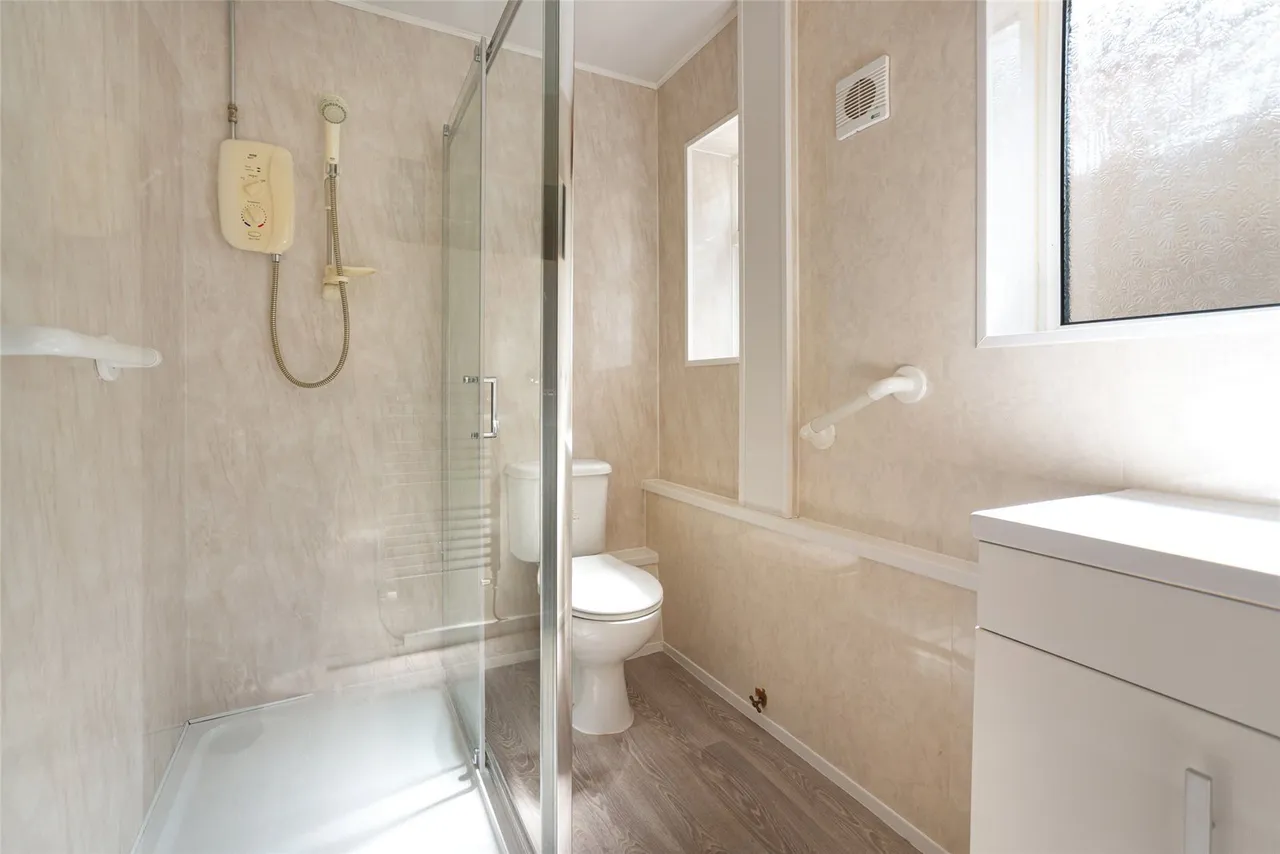 Llanrug, Caernarfon, LL55, photo 9