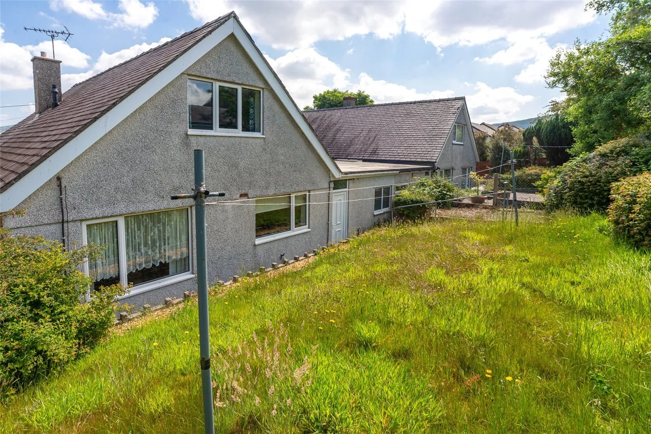 Llanrug, Caernarfon, LL55, photo 11