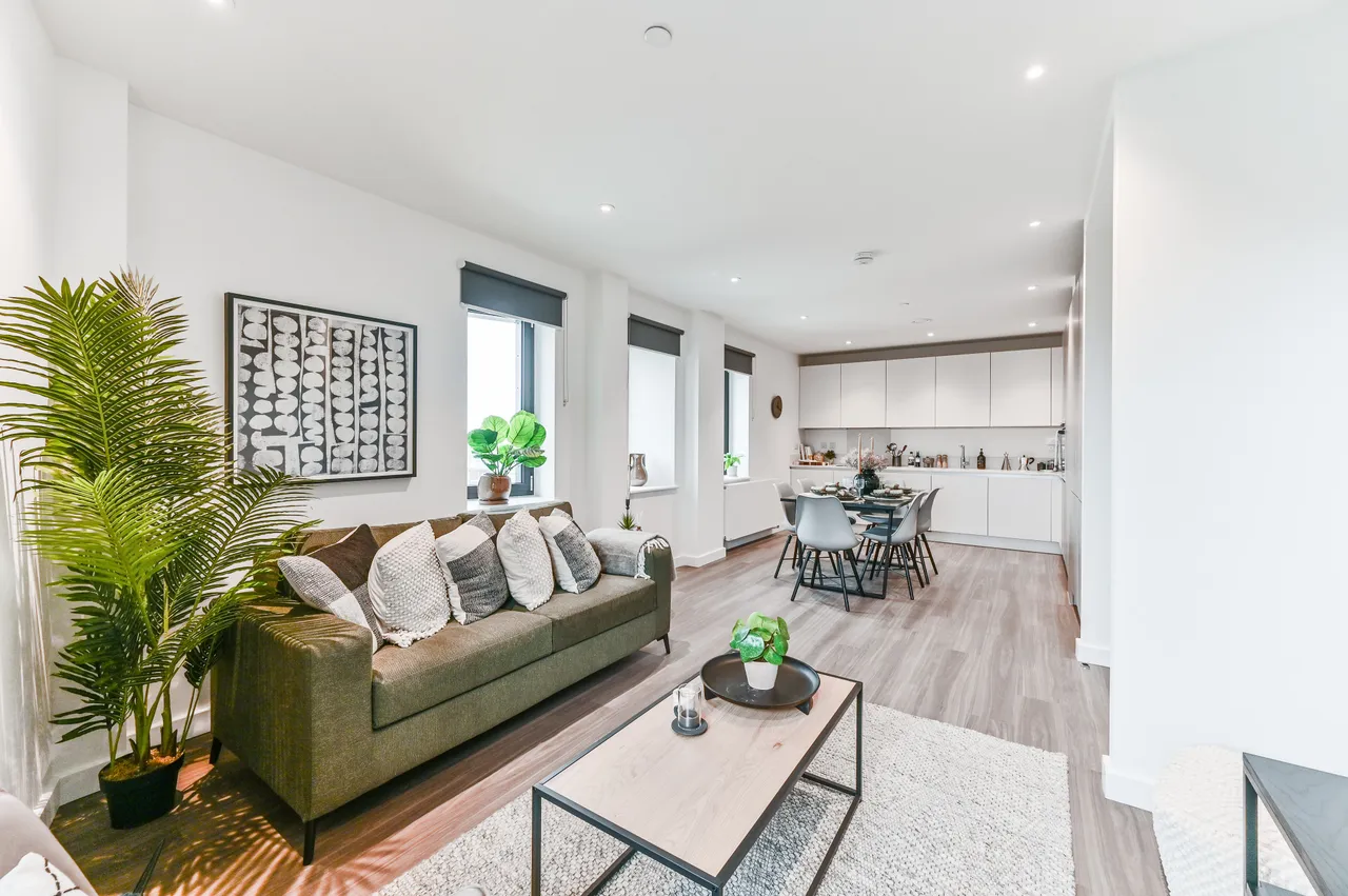 3 bed flat to rent — Flat 89, 27 College Road, Croydon