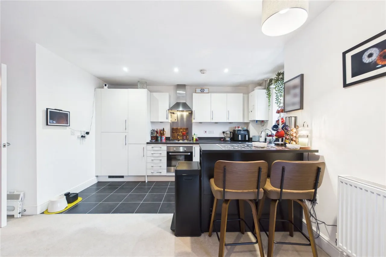 Fullbrook Avenue, Spencers Wood, RG7, photo 6