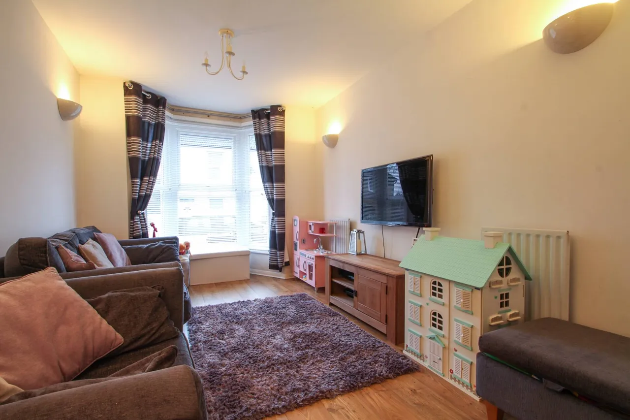 Charles Street, Greenhithe, Kent, DA9, photo 2