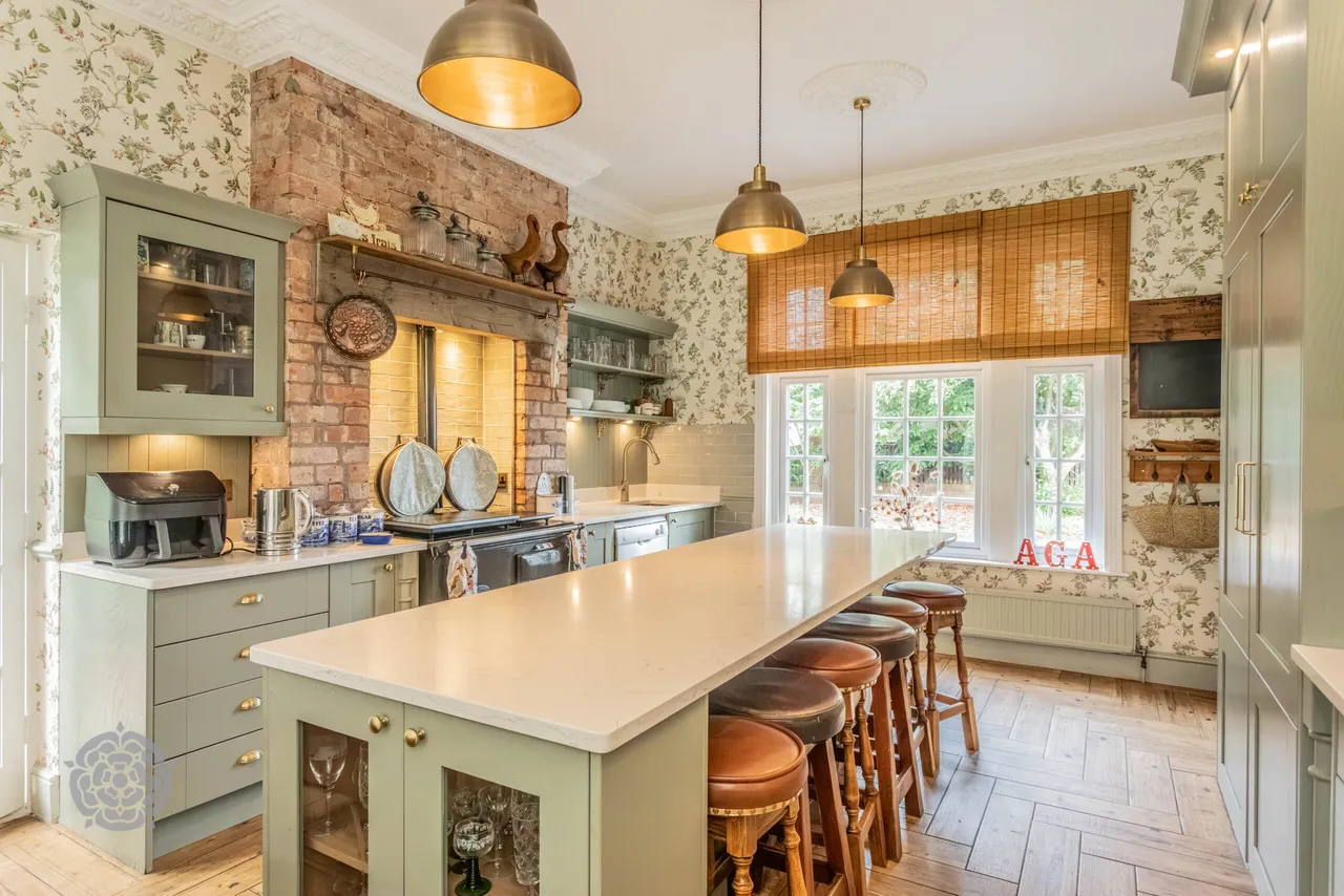 Parkfields Lane, Fearnhead, Warrington, WA2 0AR, photo 3