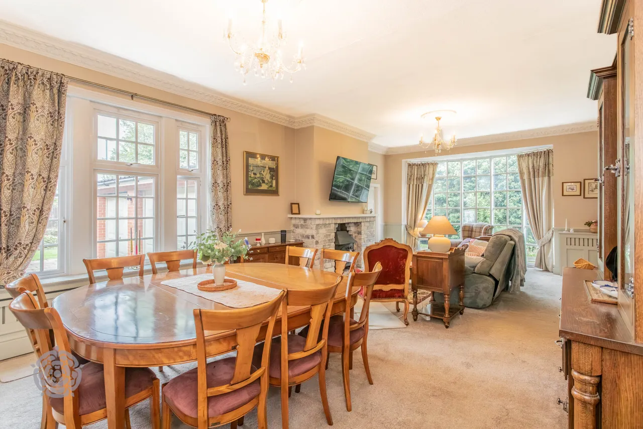 Parkfields Lane, Fearnhead, Warrington, WA2 0AR, photo 2