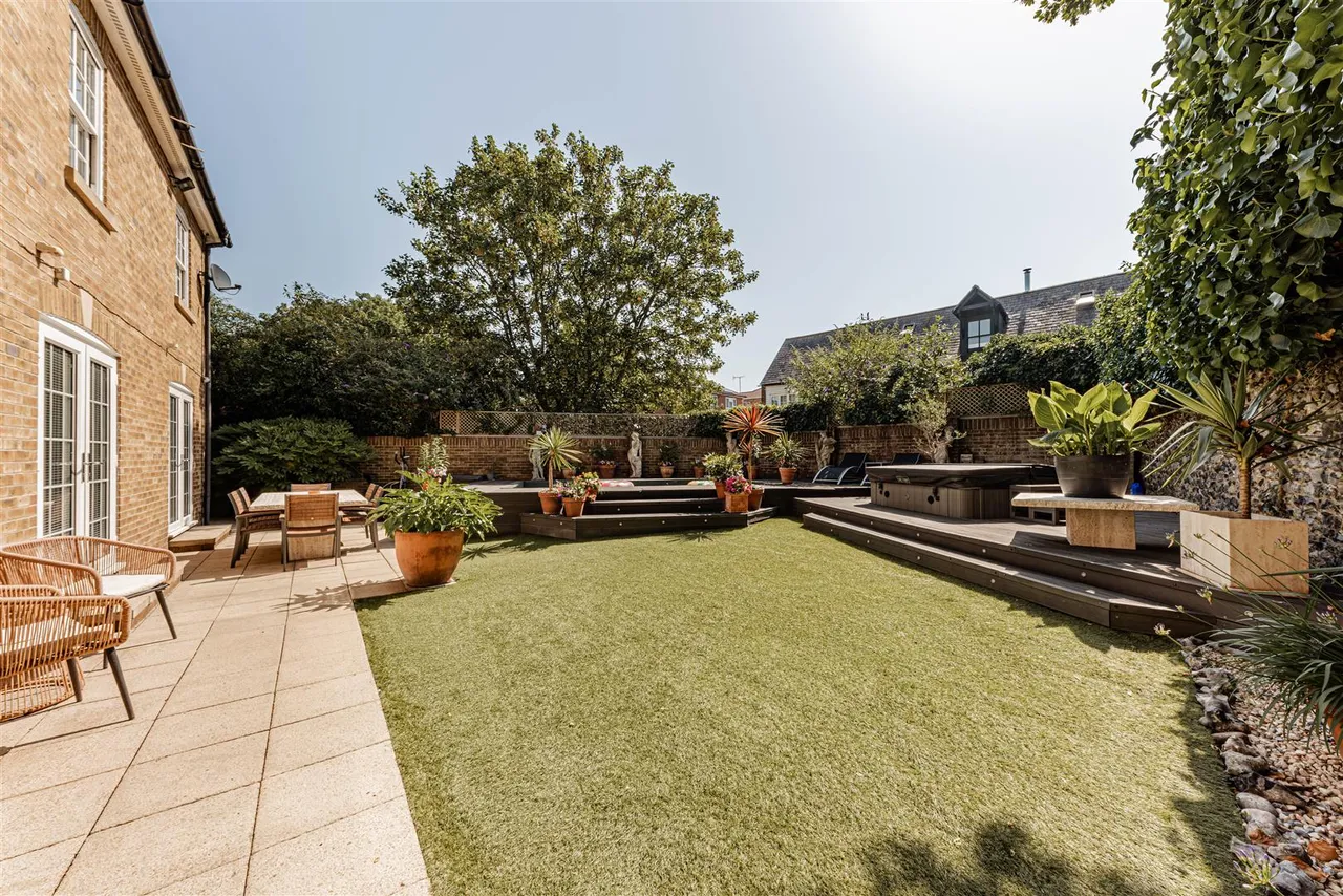 The Spinney, Cliftonville, Margate, Kent, CT9 3JS, photo 22