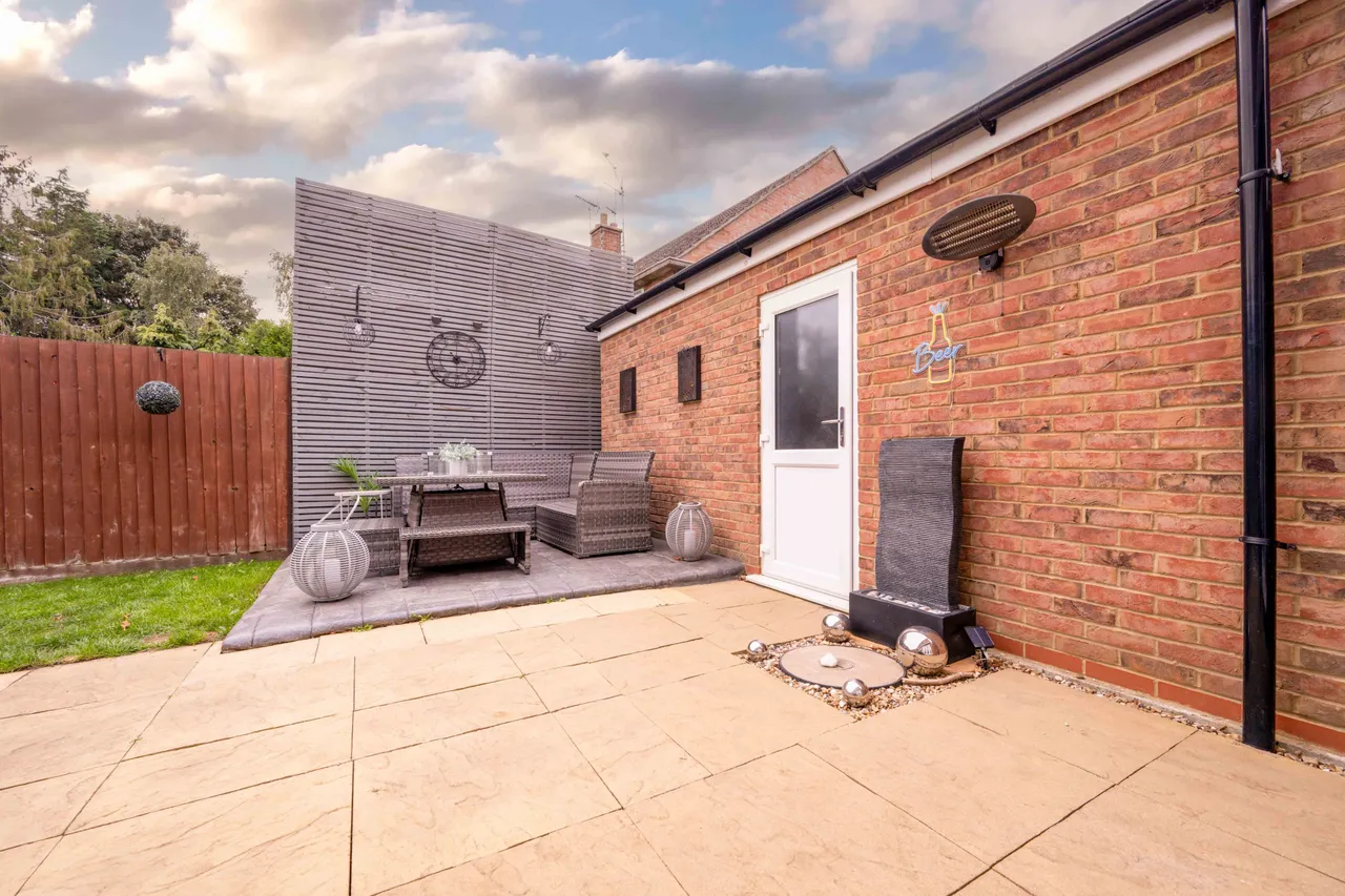 Chaplins Lane, Kettering, NN14, photo 13