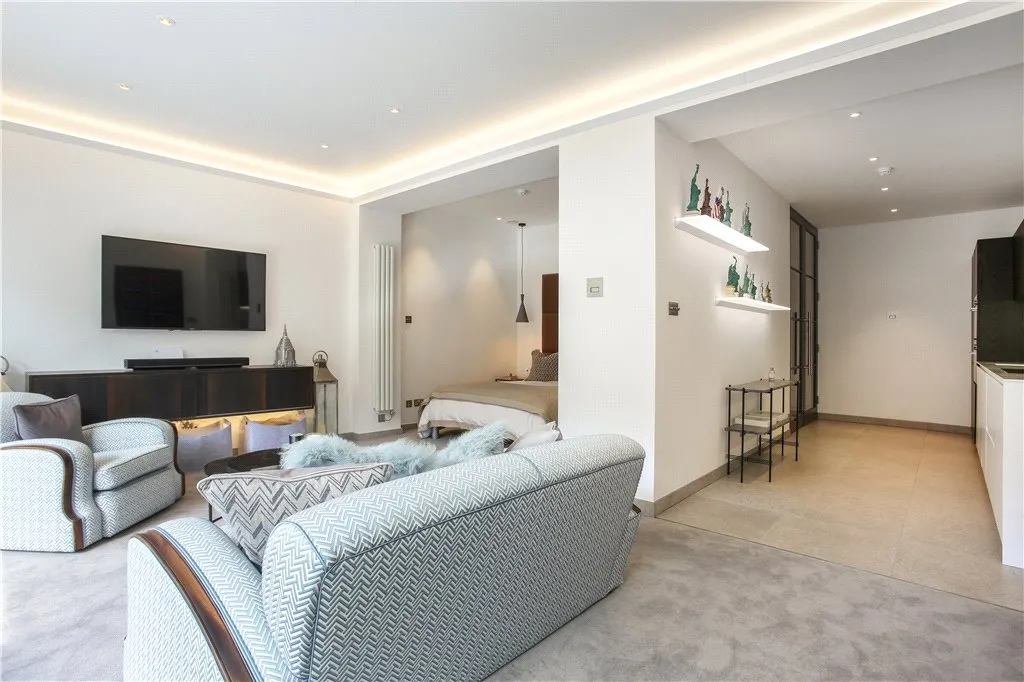 flat for sale — Apartment for sale in Shad Thames, London, SE1
