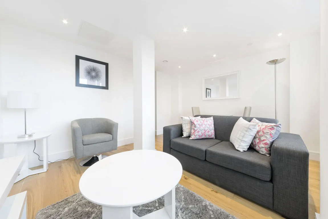 flat to rent — Skyline, Slough
