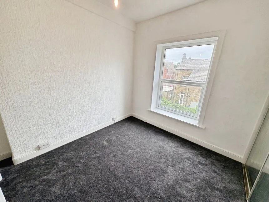 Victoria Street, Lindley, HD3, photo 9