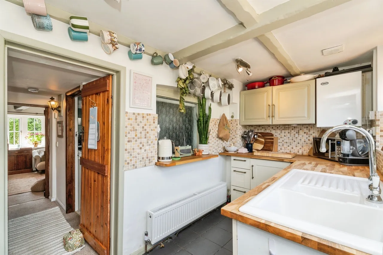 Playingfield Drive, Whissonsett, NR20, photo 5