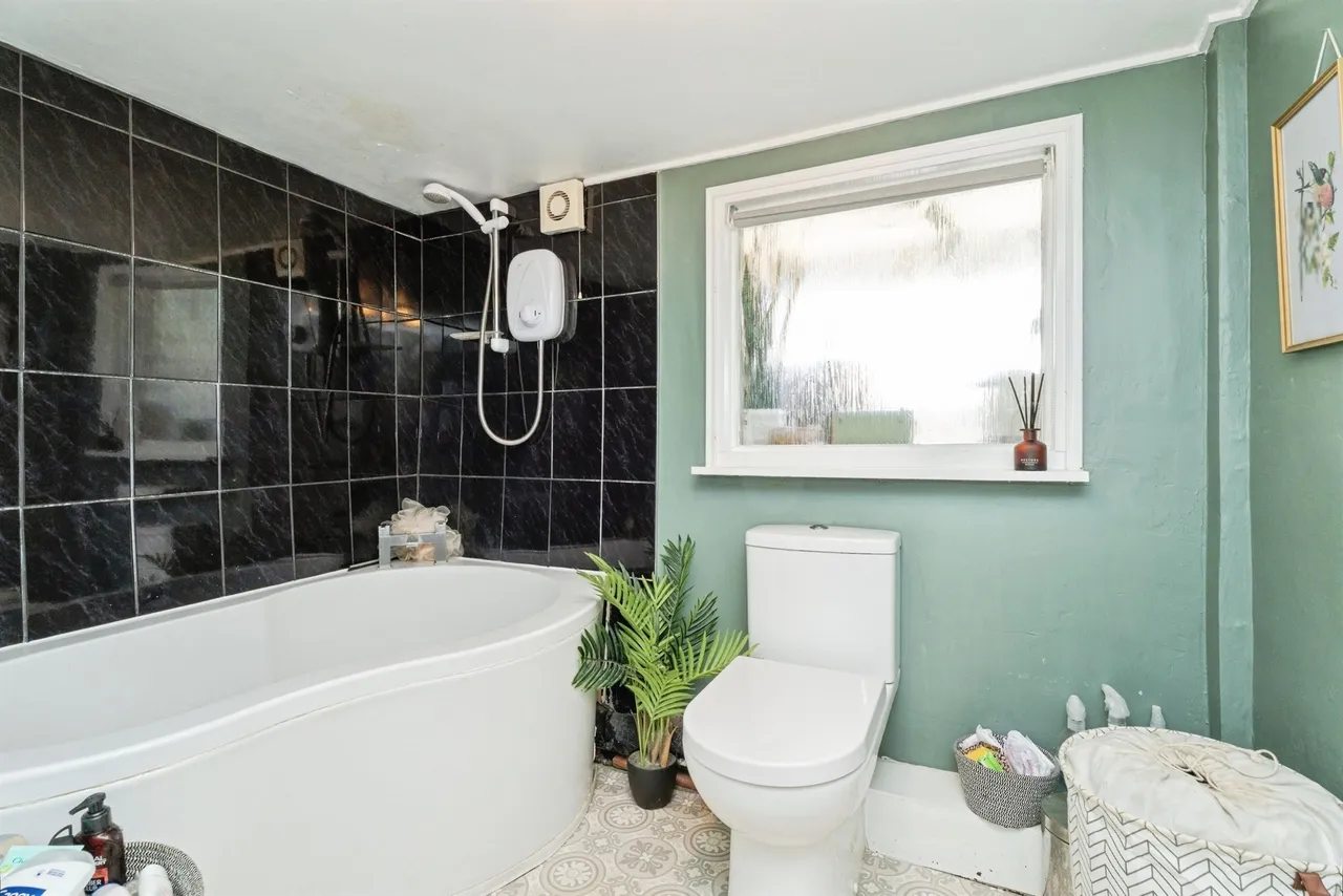 Playingfield Drive, Whissonsett, NR20, photo 18