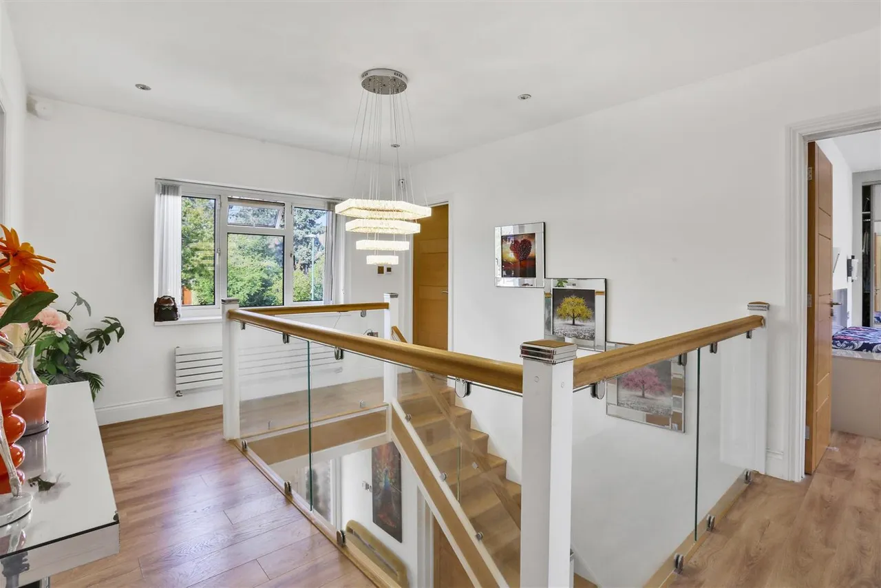 Sandy Lane, South Cheam, SM2, photo 22