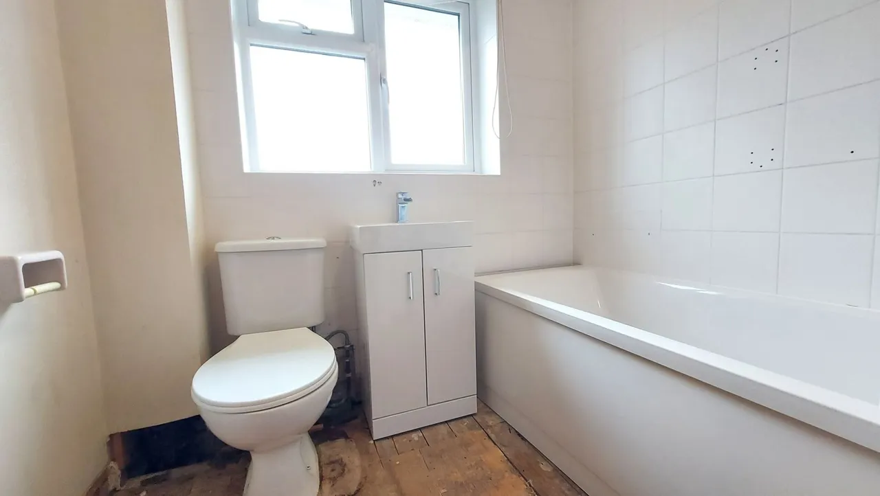 Baldwin Grove, Bourne, PE10, photo 11