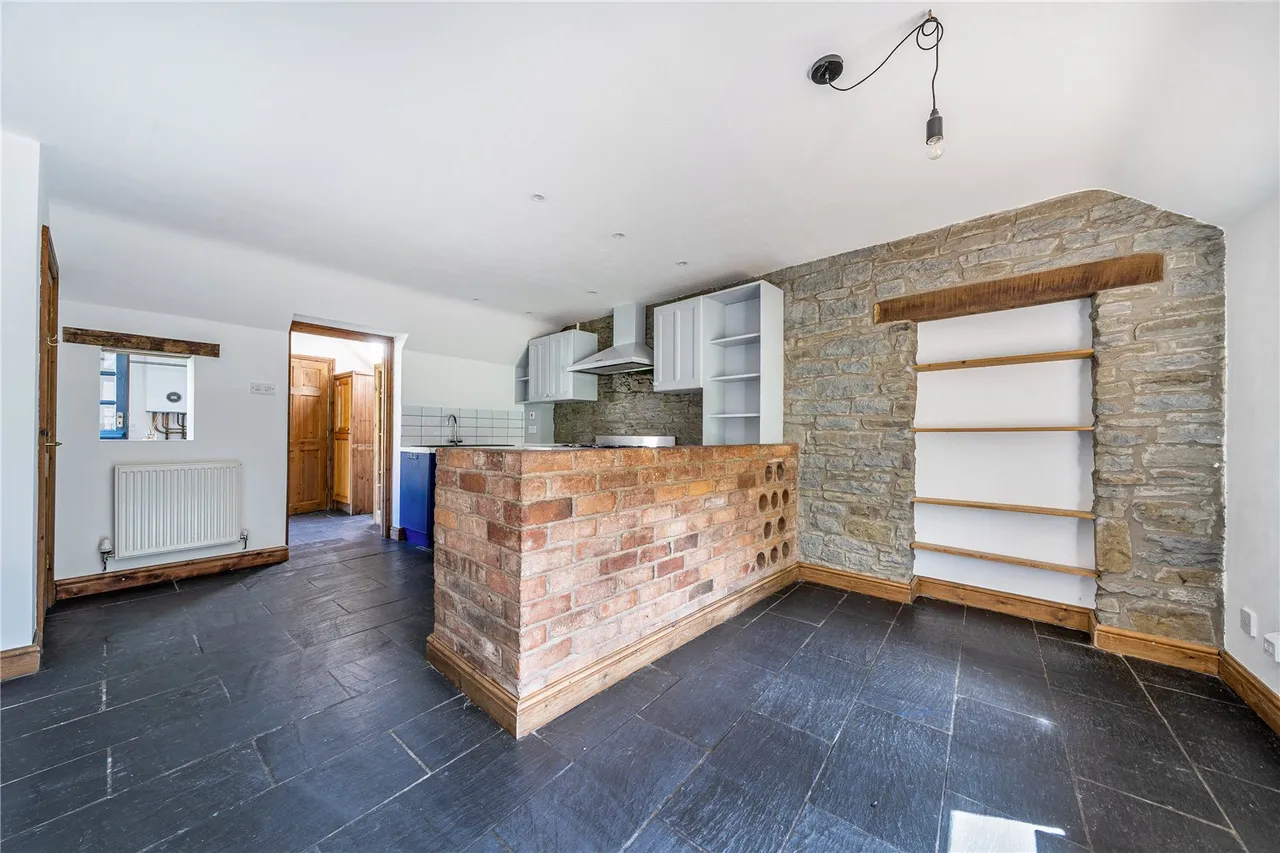 Mill Road, Knighton, Powys, LD7 1RT, photo 6